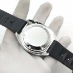 Vintage-Inspired Diver Watch - Image 12