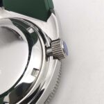 Vintage-Inspired Diver Watch - Image 13