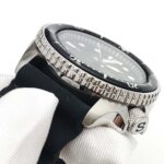 The Navigator: A Classic Dive Watch - Image 4