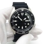 The Navigator: A Classic Dive Watch - Image 6