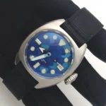 Men's Automatic Diver Watch with Blue Geometric Dial - Image 4