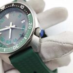 Diver-Style Automatic Watch with Gradient Dial - Image 6
