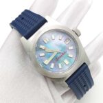 The Mother-of-Pearl Watch - Image 5
