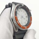 Men's Automatic Dive Watch - Image 5