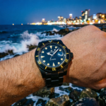 Men's Automatic Dive Watch with Blue Dial and Yellow Accents - Image 2