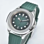 Men's Green Dial Diver-Style Watch with Textured Rubber Strap - Image 4