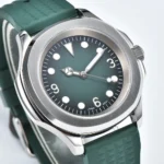 Men's Green Dial Diver-Style Watch with Textured Rubber Strap - Image 3