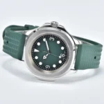 Men's Green Dial Diver-Style Watch with Textured Rubber Strap - Image 5