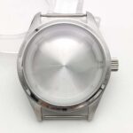 40mm size is suitable for the NH35/36 4R movement watch case. It features a stainless steel case, a sapphire crystal cover, a mystery back cover, and is equipped with a water-resistant function. - Image 3